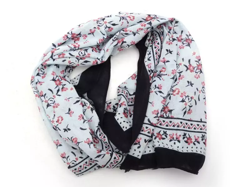 Pieces FOULARD PCJANISLA SQUARE SCARF BC Bleu Accessoires Femme