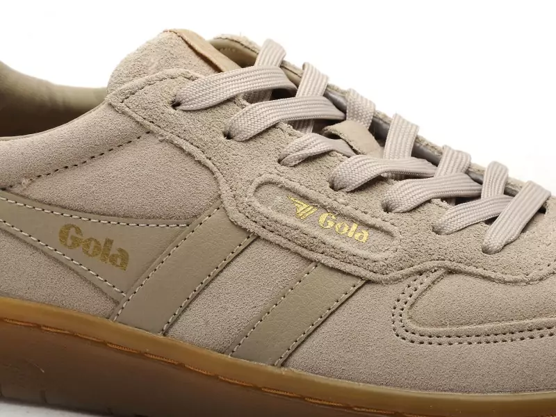 Gola HAWK SUEDE 86 CLB571 Beige Baskets Basses Femme