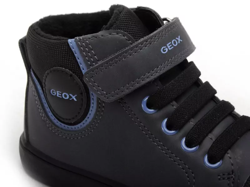 Geox Baskets B GISLI BOY B461NC Bleu Baskets Montantes Garçon