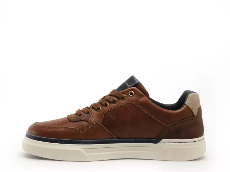 Redskins Baskets LERMI Marron Baskets Basses Homme