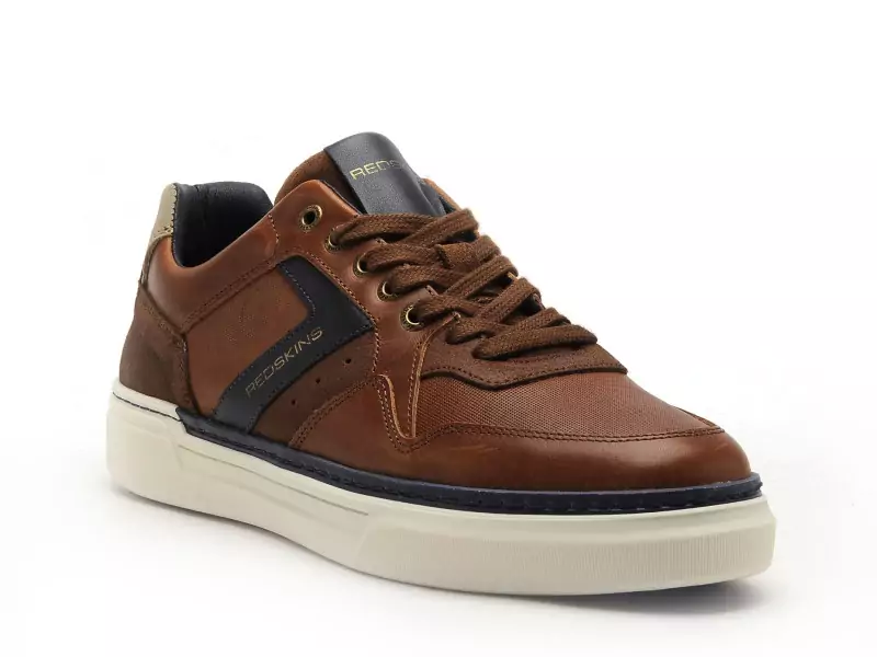 Redskins Baskets LERMI Marron Baskets Basses Homme