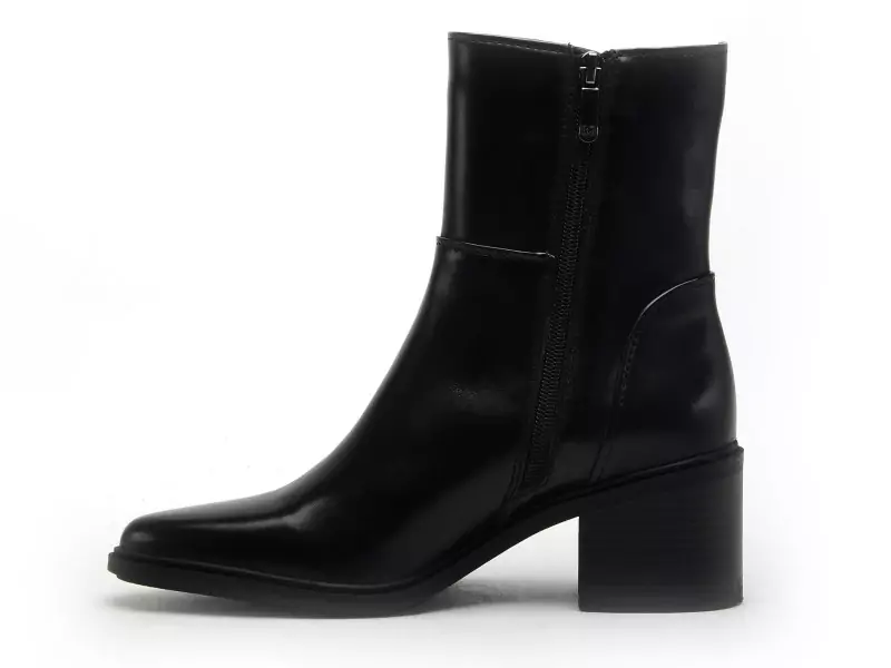Regarde Le Ciel Boots ELETTRA 03 Noir Boots et Bottines à Talons Femme