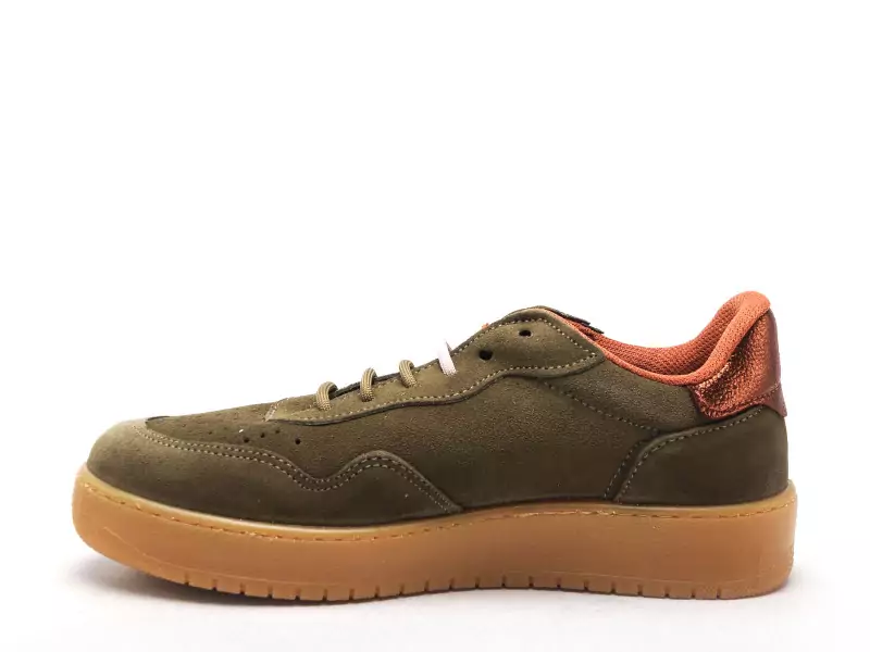 Victoria MADRID SER METAL Kaki Baskets Basses Femme