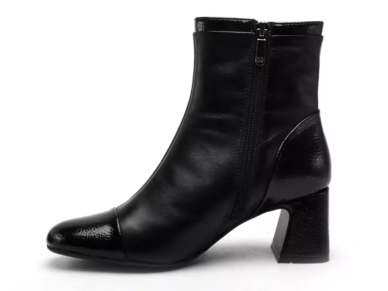 Regarde Le Ciel MYA 01 Noir Boots et Bottines à Talons Femme