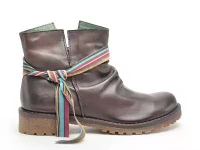 E013 Marron