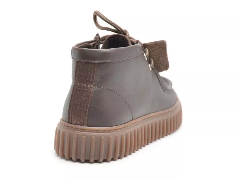 Clarks TORHILL HI Marron Mocassins Homme