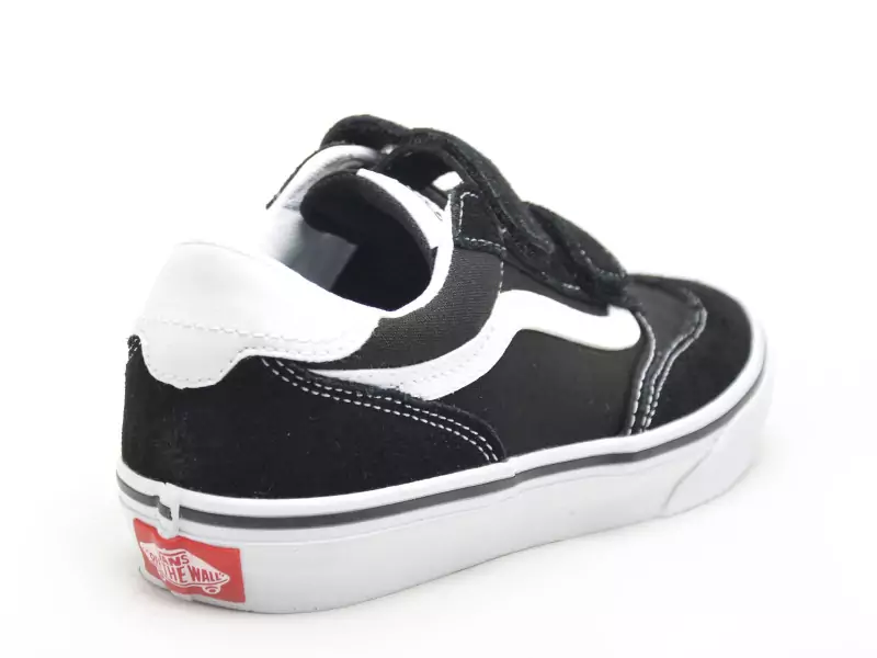 Vans BROOKLYN LSV Noir Baskets Basses Garçon