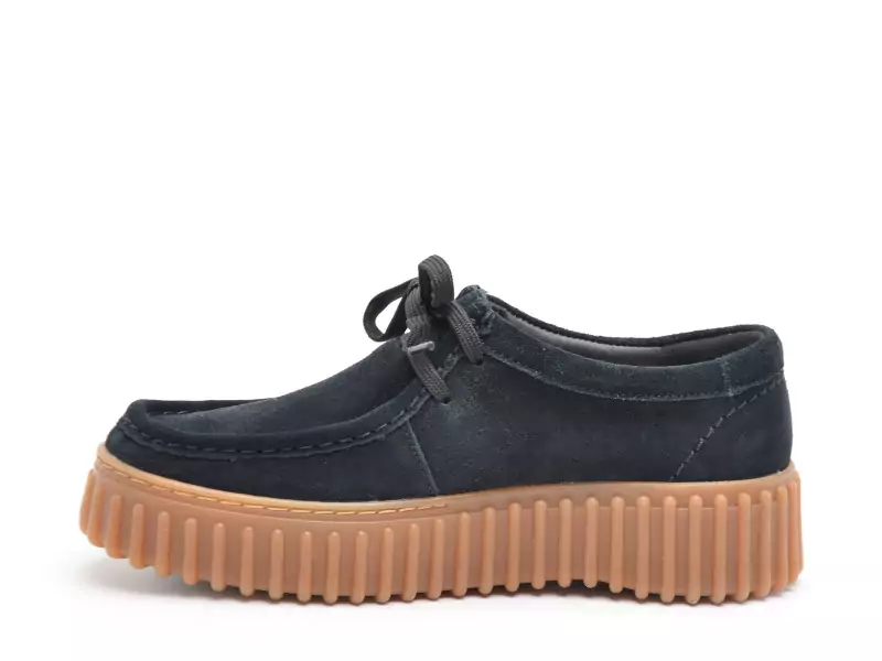 Clarks TORHILL BEE Noir Mocassins Femme