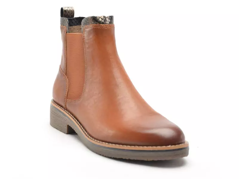 Fugitive GENOI Marron Boots et Bottines Plates Femme