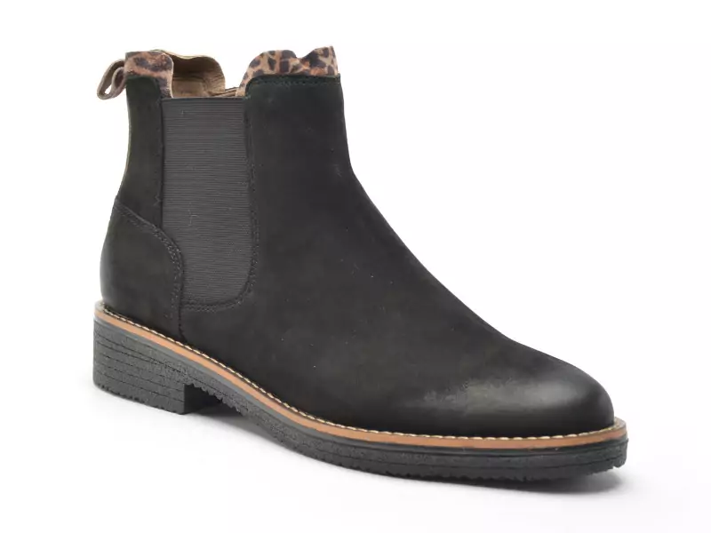 Fugitive GENOI Noir Boots et Bottines Plates Femme
