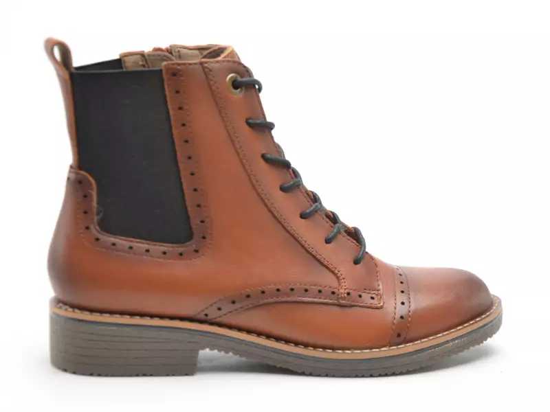 Fugitive GELINE Marron Boots et Bottines Plates Femme