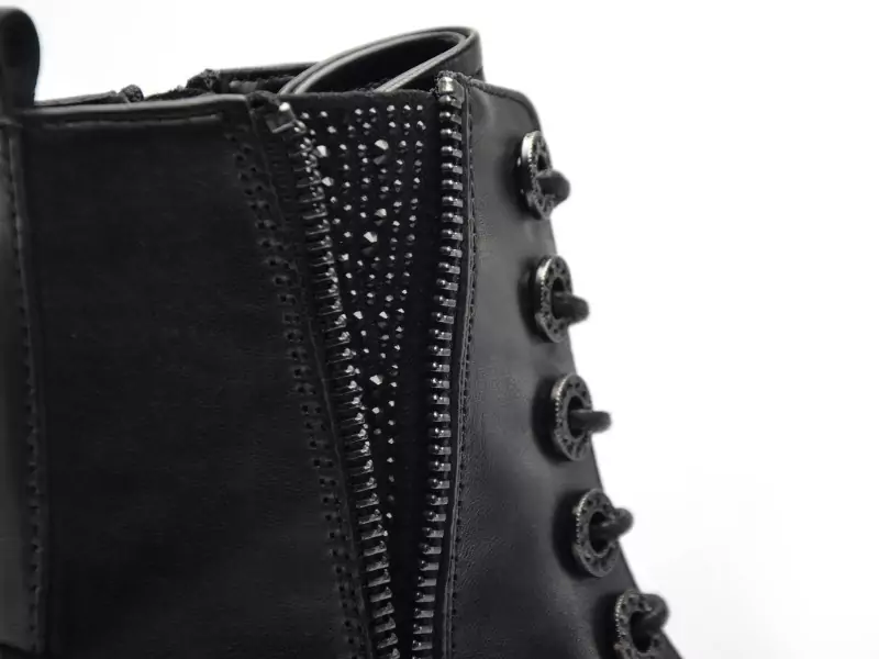 Regarde Le Ciel ROXANA 49 Noir Boots et Bottines Plates Femme