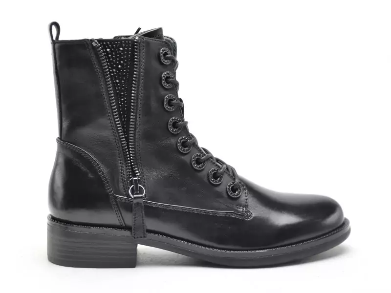 Regarde Le Ciel ROXANA 49 Noir Boots et Bottines Plates Femme