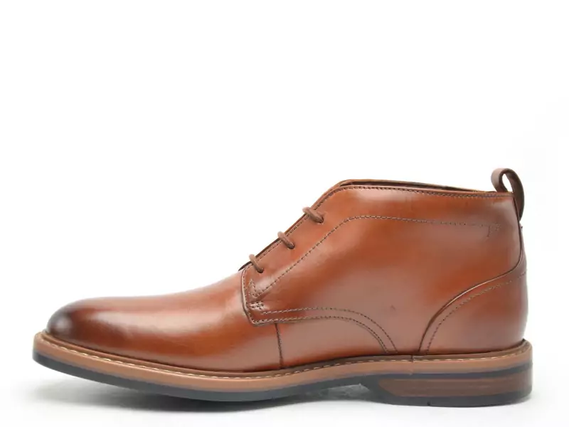 Clarks ALDWIN CHUKKA Marron Boots et Bottines Homme