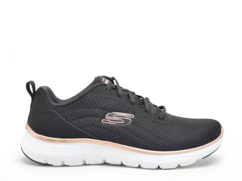 Skechers 150206 Noir Baskets Basses Femme