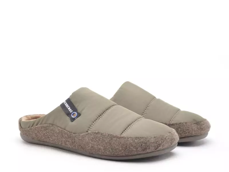 Verbenas EARTH ACOLCHADO PICOS Kaki Chaussons Homme