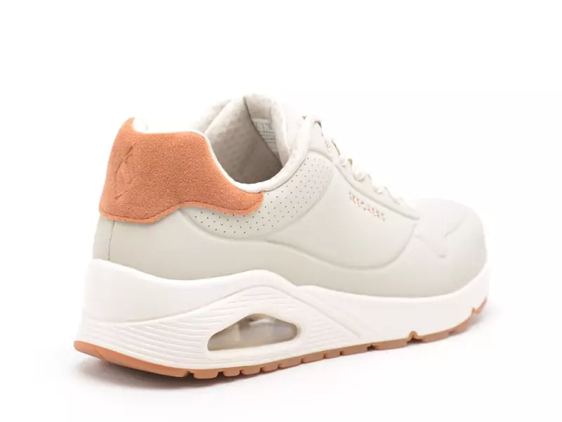 Skechers 183004 Beige Baskets Basses Homme