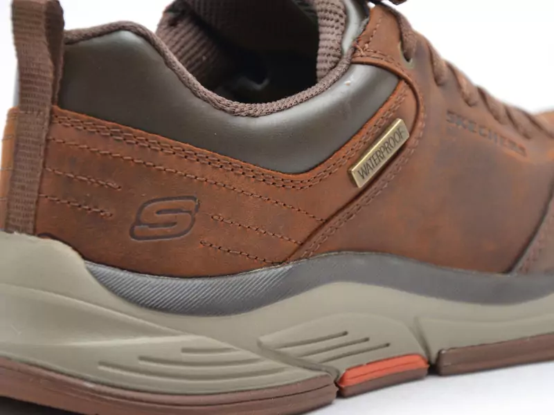 Skechers 210021 Marron Baskets Basses Homme