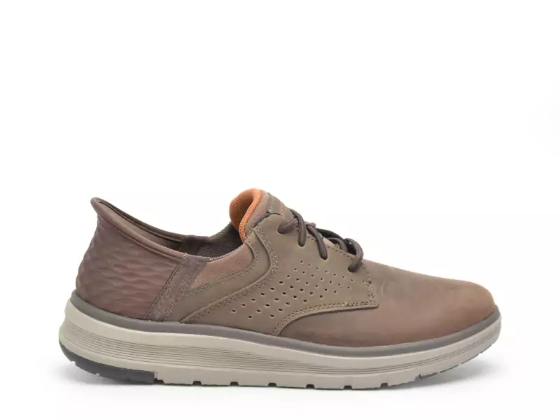 Skechers 205249 Marron Chaussures de Ville Homme