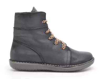 7208 Noir Boots et Bottines Plates Femme