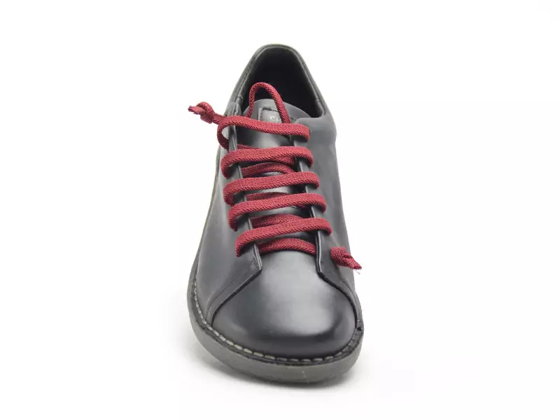 Chacal 7200 Noir Baskets Basses Femme