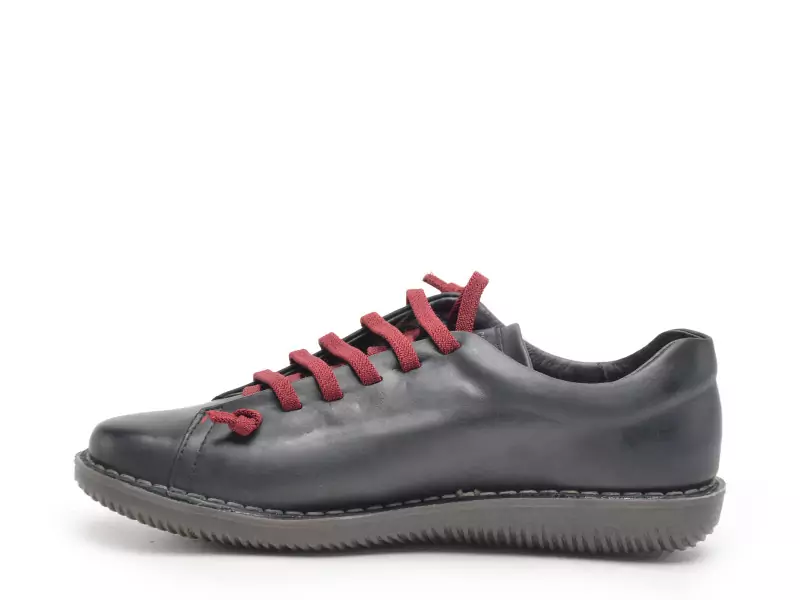 Chacal 7200 Noir Baskets Basses Femme