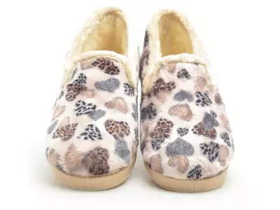 6243 8 Beige Chaussons Femme