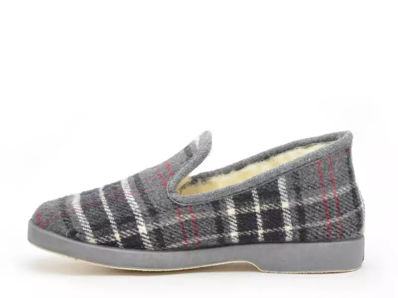 La Maison De L Espadrille Charentaises 7672 8 Gris Chaussons Homme