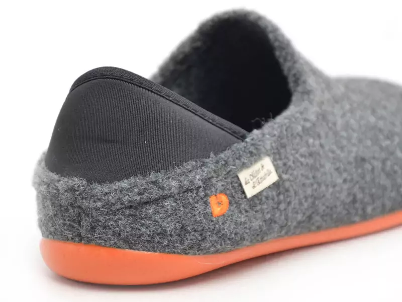 La Maison De L Espadrille Chaussons 6717 8 Noir Chaussons Homme