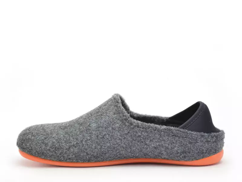 La Maison De L Espadrille Chaussons 6717 8 Noir Chaussons Homme