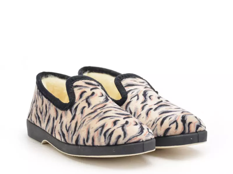 La Maison De L Espadrille Chaussons 6225 8 Noir Chaussons Femme
