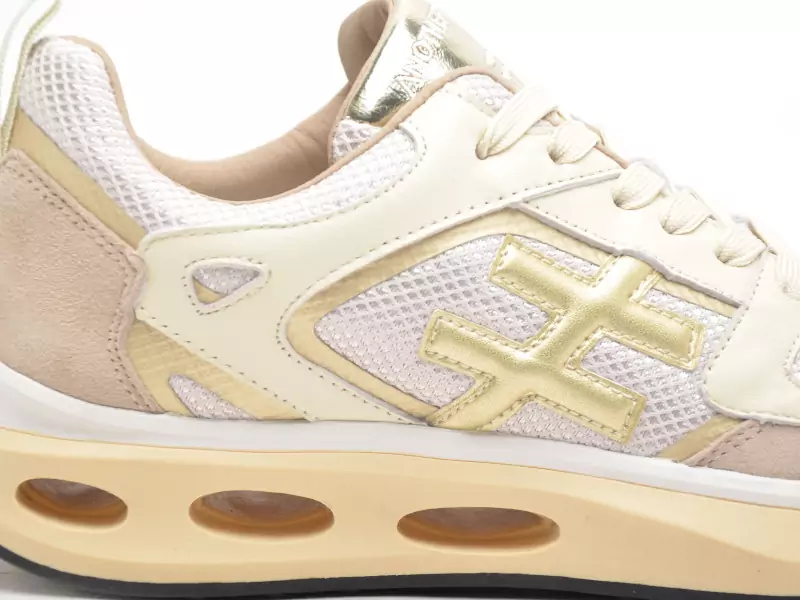 Another Trend A040 Blanc Baskets Basses Femme
