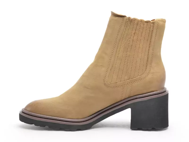 Mamzelle NICAM Beige Boots et Bottines à Talons Femme
