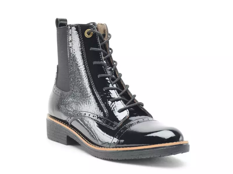 Fugitive GELINE Noir Boots et Bottines Plates Femme
