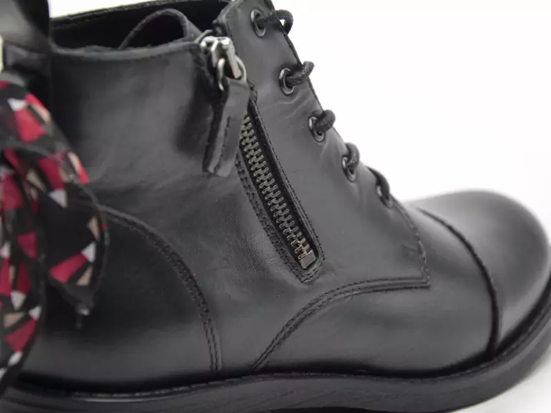  2502 BELEM Noir Boots et Bottines Plates Femme