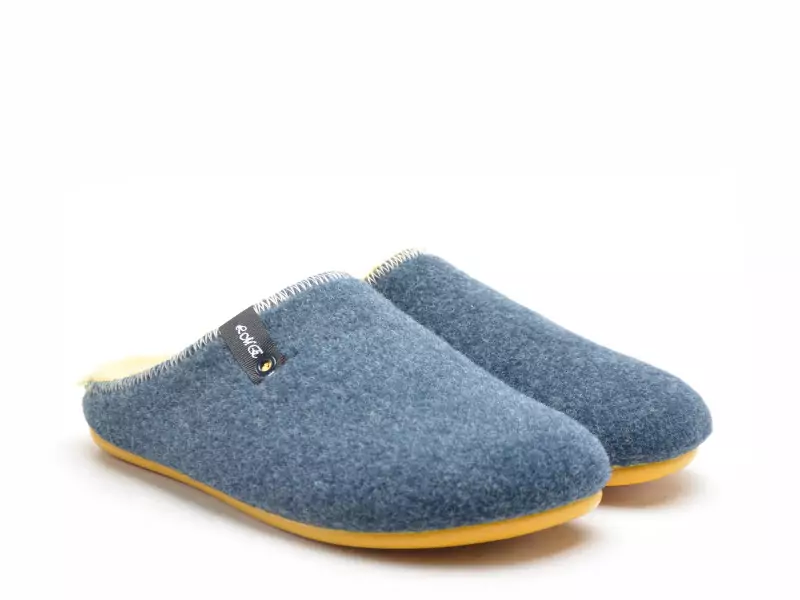 La Maison De L Espadrille Chaussons 6735 8 Bleu Chaussons Homme