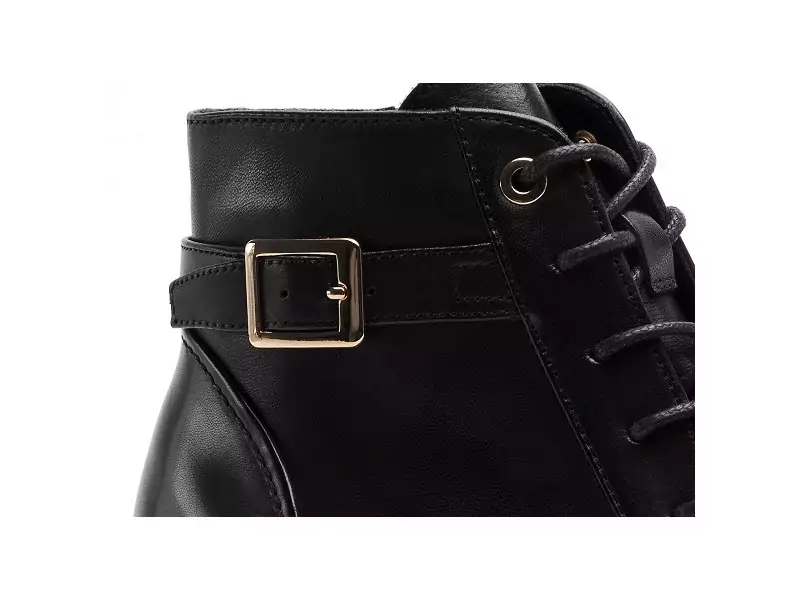 Regarde Le Ciel JOLENE 04 Noir Boots et Bottines à Talons Femme