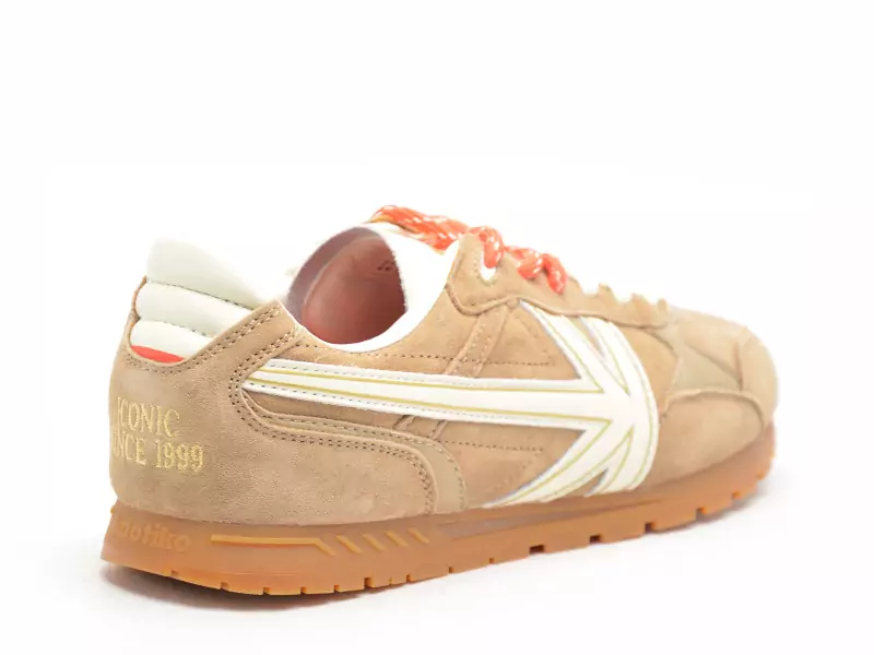 Kaotiko SEATTLE MEN Beige Baskets Basses Homme