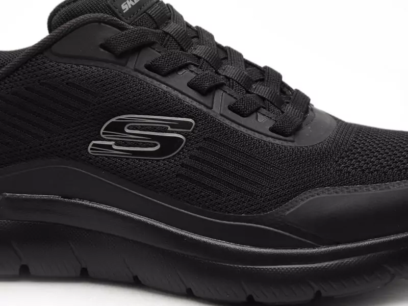 Skechers 233047 SUMMITSLIPINS Noir Baskets Basses Homme