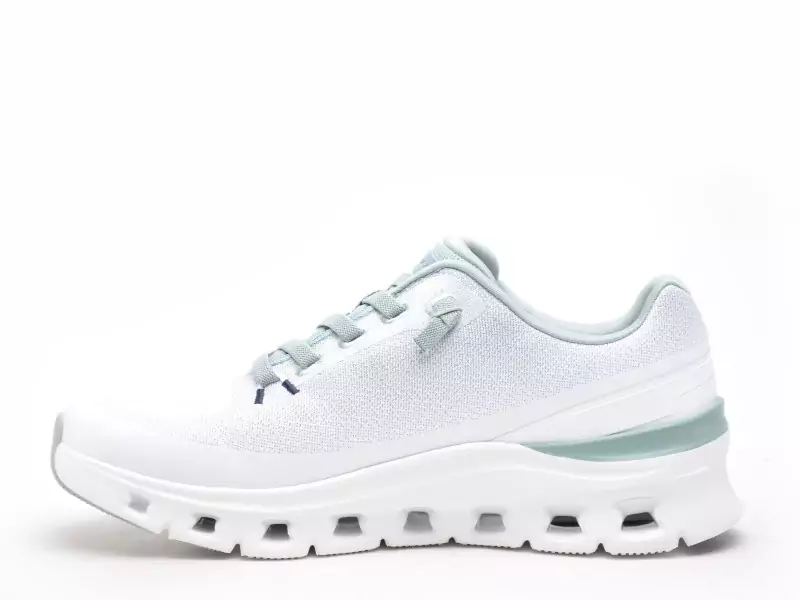 Skechers 233132 GLIDESTEP Blanc Baskets Basses Homme