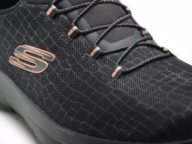 Skechers 150128 SUMMIT Noir Baskets Basses Femme