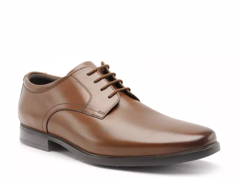 Clarks HOWARD WALK Marron Chaussures de Ville Homme