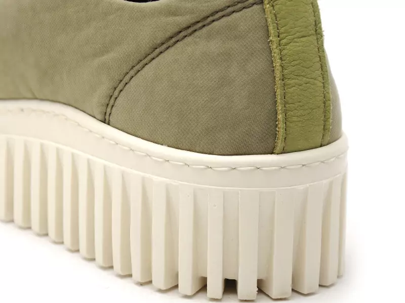 Art BRIGHTON 1534 Kaki Baskets Basses Femme