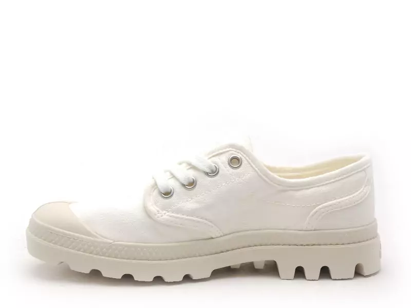 Palladium PAMPA OXFORD Blanc Baskets Basses Femme
