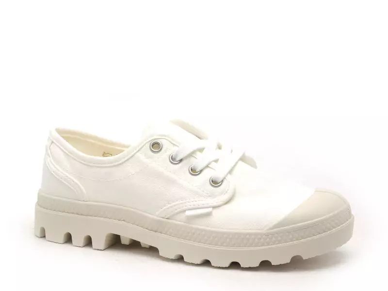 Palladium PAMPA OXFORD Blanc Baskets Basses Femme