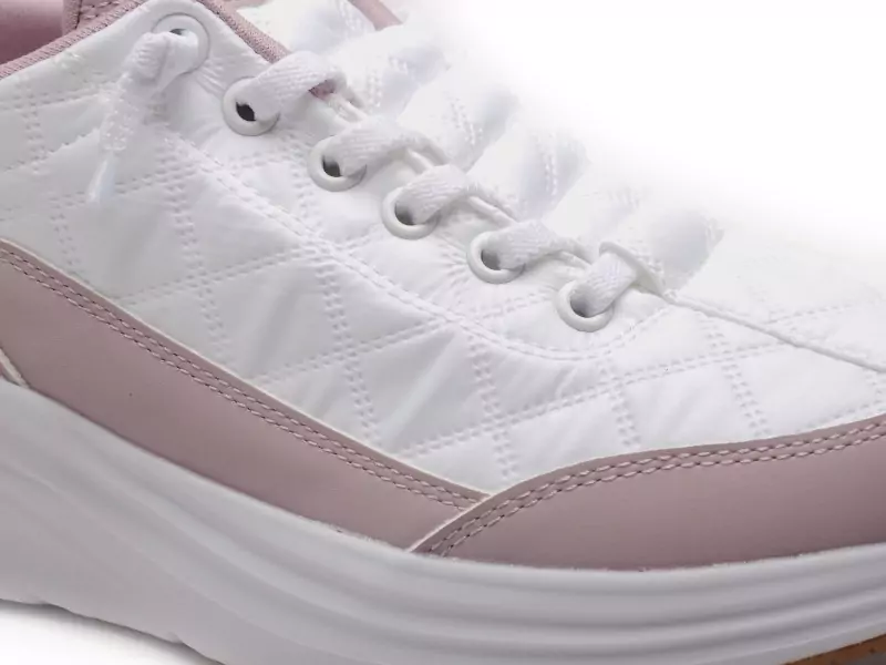 Skechers 150404 COZYFIT Blanc Baskets Basses Femme