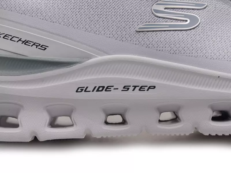 Skechers 233132 GLIDESTEP Blanc Baskets Basses Homme