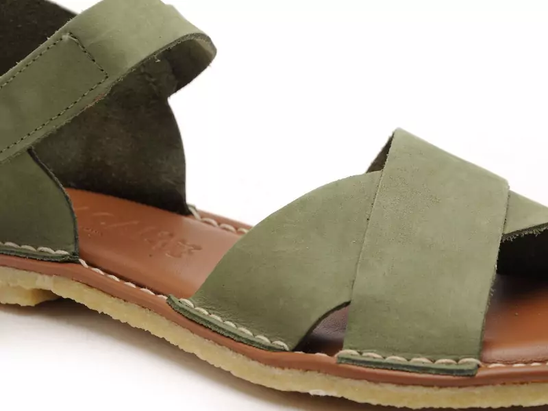 Chacal 7552 Vert Sandales Plates Femme