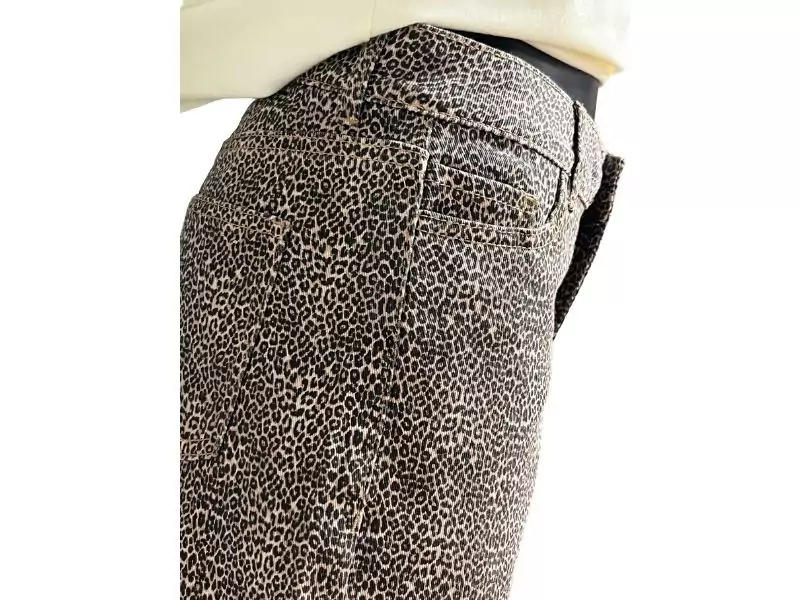 Pieces Short Marron SALUME Jupes et Shorts Femme