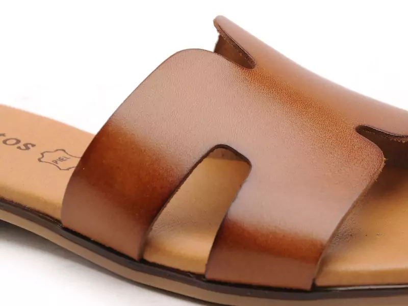 Eva Frutos 3053 Marron Mules et Sabots Plats Femme
